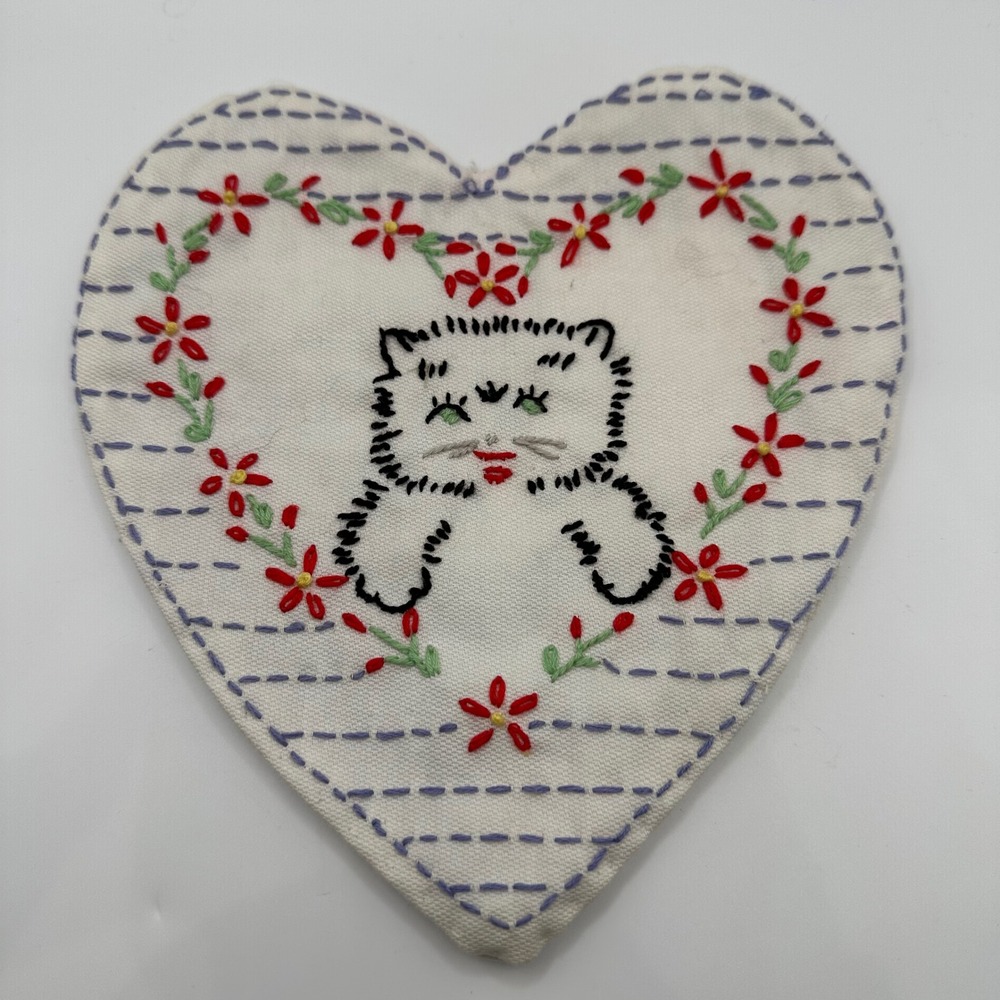 VTG Hand Embroidered Heart Shaped Potholder Decor Cat Floral Kitsch Kitchen